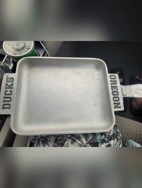 Wilton Armetale Rectangular Serveware Tray - Silver